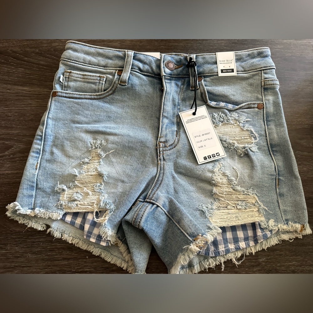 Judy Blue denim shorts
